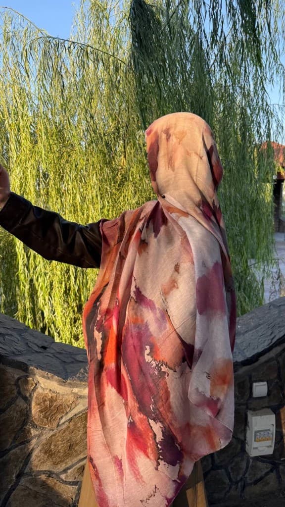 Платок с акварельным принтом